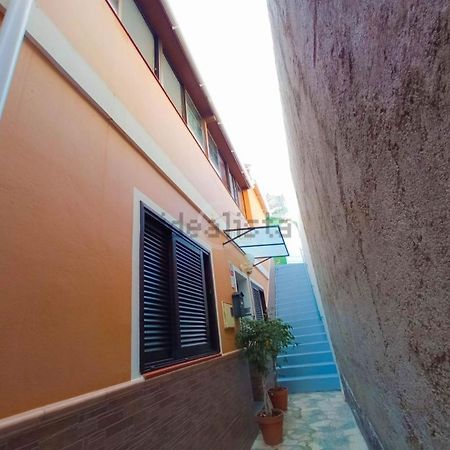 Precioso Apartamento Con Terraza En Piso Superior ลอส เรอาเลคอส ภายนอก รูปภาพ