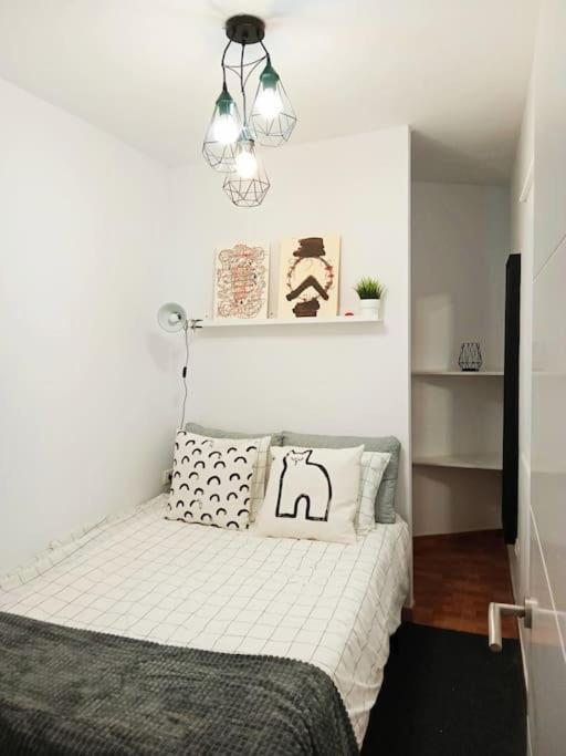 Precioso Apartamento Con Terraza En Piso Superior ลอส เรอาเลคอส ภายนอก รูปภาพ