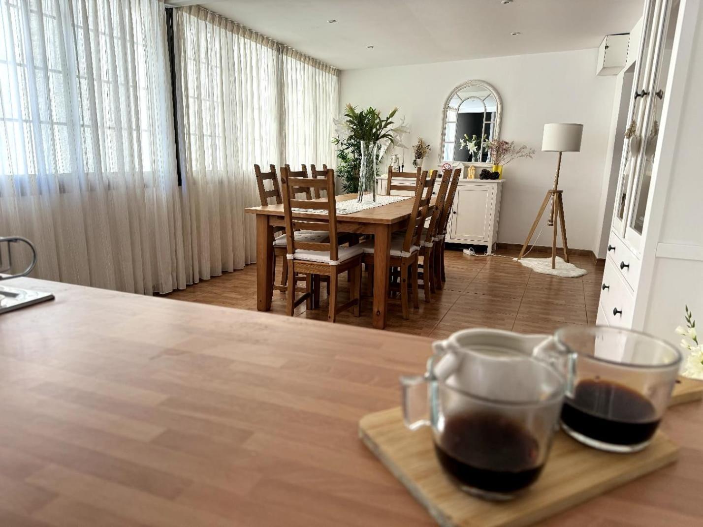 Precioso Apartamento Con Terraza En Piso Superior ลอส เรอาเลคอส ภายนอก รูปภาพ