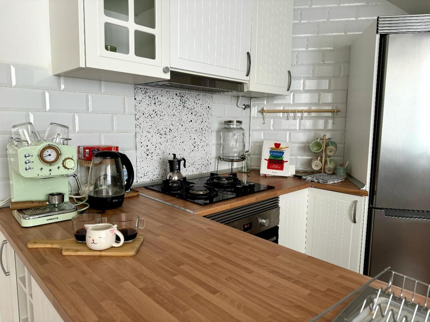 Precioso Apartamento Con Terraza En Piso Superior ลอส เรอาเลคอส ภายนอก รูปภาพ
